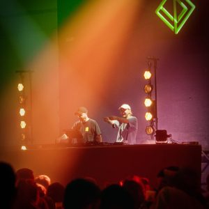 ScreensPureHallo__1.58.1-819x1024