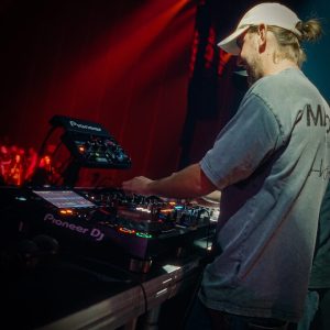 ScreensPureHallo__2.22.1-819x1024