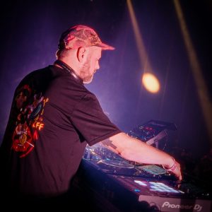 ScreensPureHallo__2.39.2-819x1024